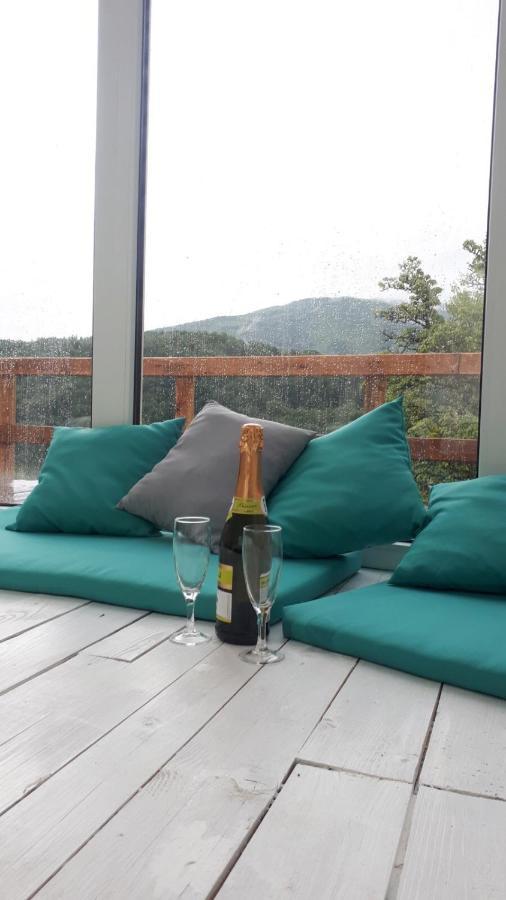 Глемпінг Luxury Hotel Lypovets Ngoại thất bức ảnh